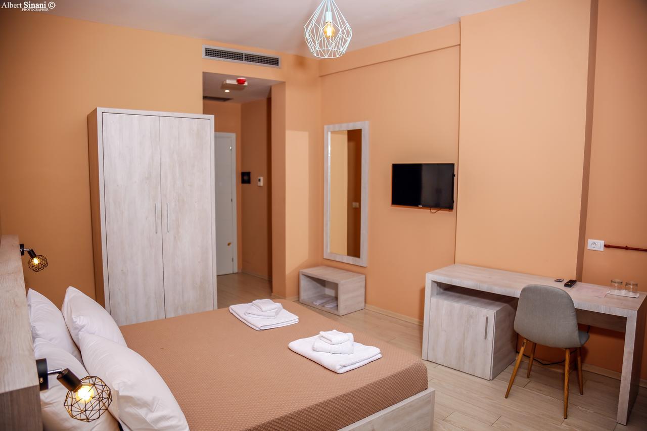 Arc Hotel Tirana Yzberish Exterior photo